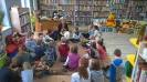 Przedszkolaki z Brzezia w brzeskiej bibliotece 2016_21