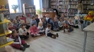 Przedszkolaki z Brzezia w brzeskiej bibliotece 2016_36