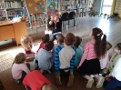 Przedszkolaki z Guźlina z wizytą w Bibliotece 2018_12