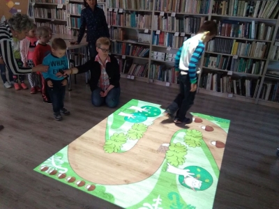 Przedszkolaki z Guźlina z wizytą w Bibliotece 2018_30